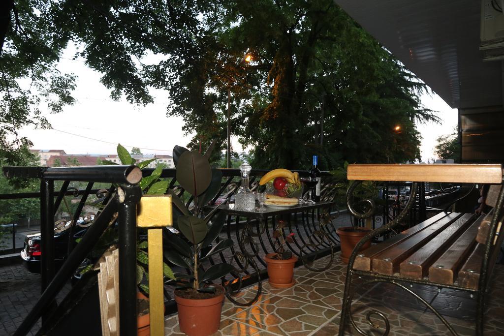 Hostel Saba Kutaisi Exteriér fotografie